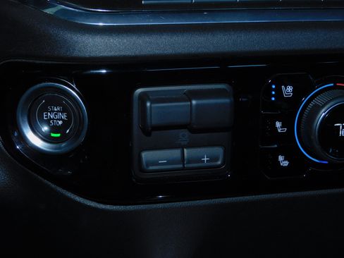 Used 2024 Chevrolet Silverado 1500 2WD Crew Cab High Country image 7