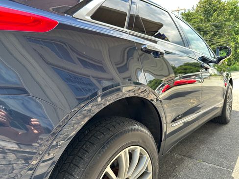 Used 2017 Cadillac XT5 Luxury image 6