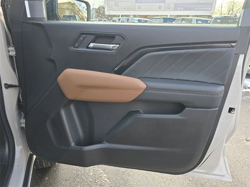 New 2026 GMC Canyon AT4 image 30