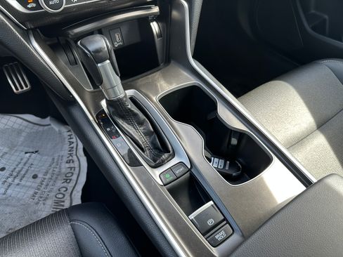 Used 2019 Honda Accord Sport image 14