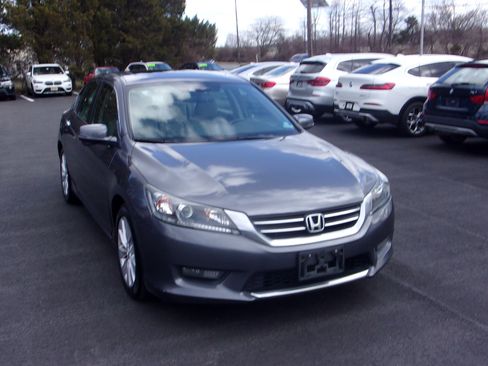 Used 2015 Honda Accord EX-L image 18