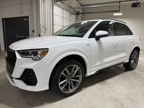 Used 2024 Audi Q3 2.0T Premium AWD/4WD image 10