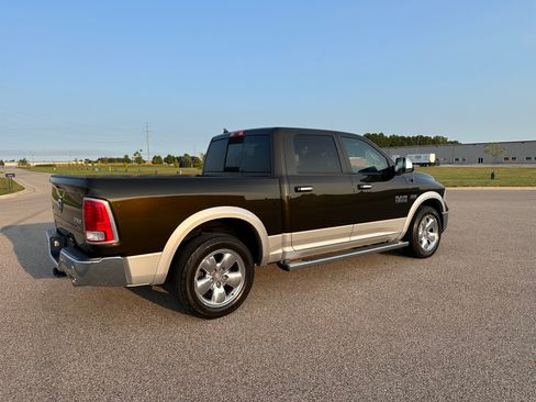 Used 2014 RAM 1500 Laramie image 8