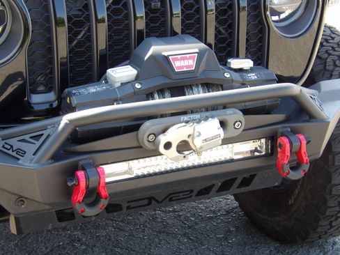 Used 2021 Jeep Gladiator Rubicon AWD/4WD image 19