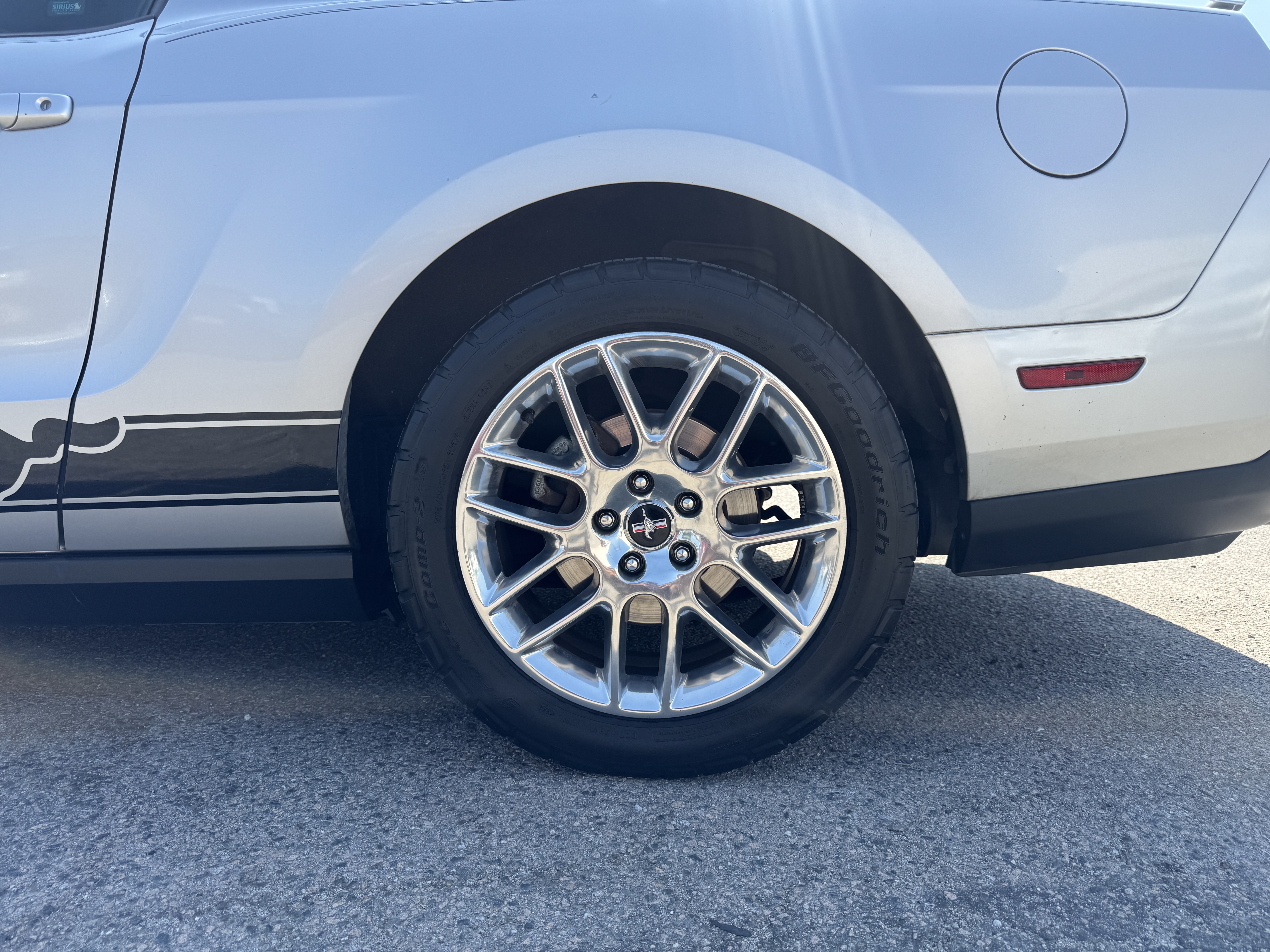 Used 2012 Ford Mustang Coupe RWD image 16