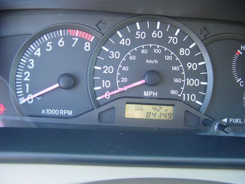 Used 2004 Toyota Corolla CE image 9