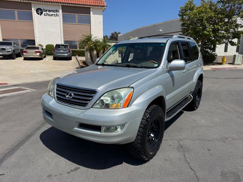 Used 2005 Lexus GX 470 image 4