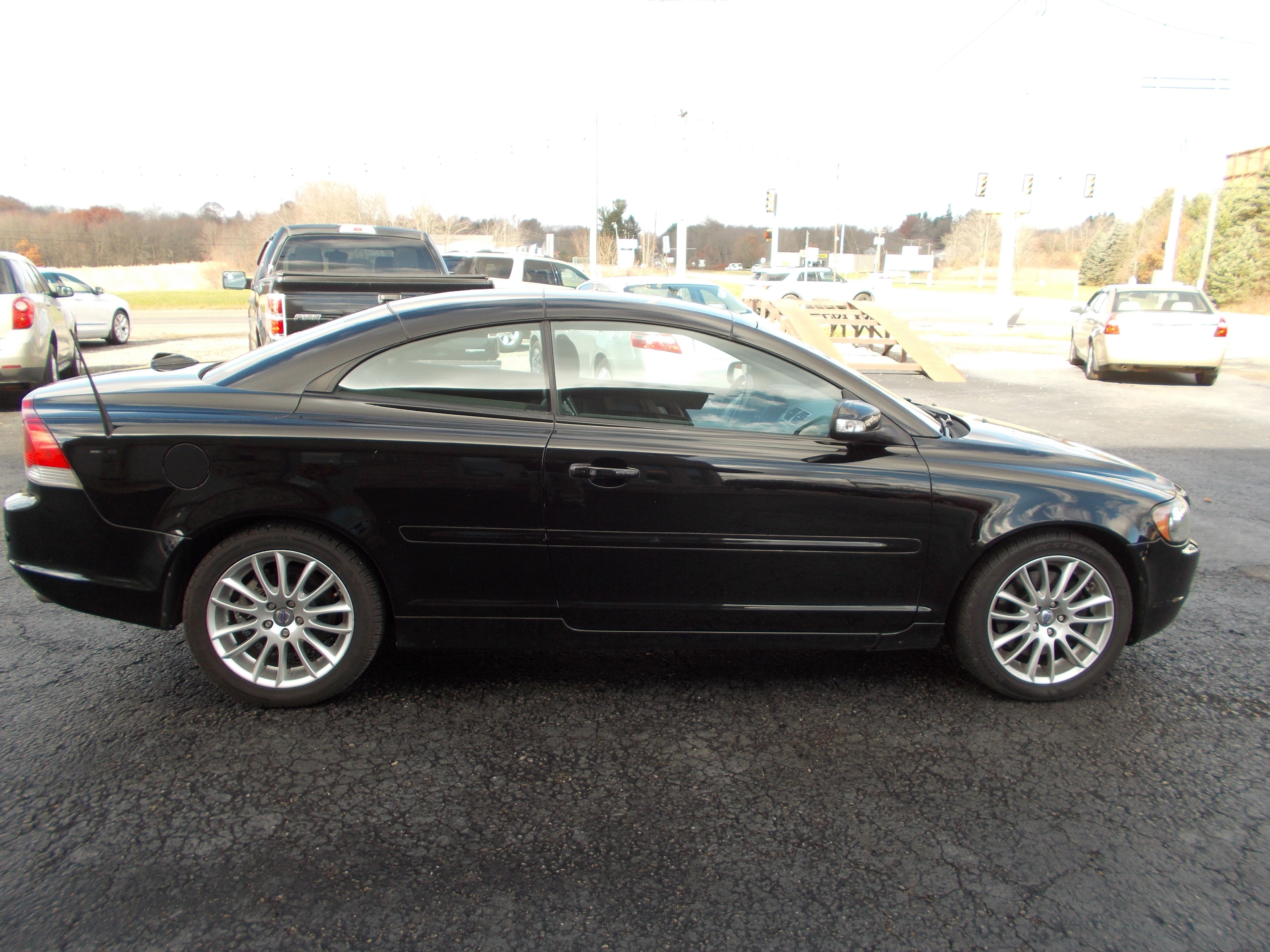 Used 2008 Volvo C70 T5 FWD image 4