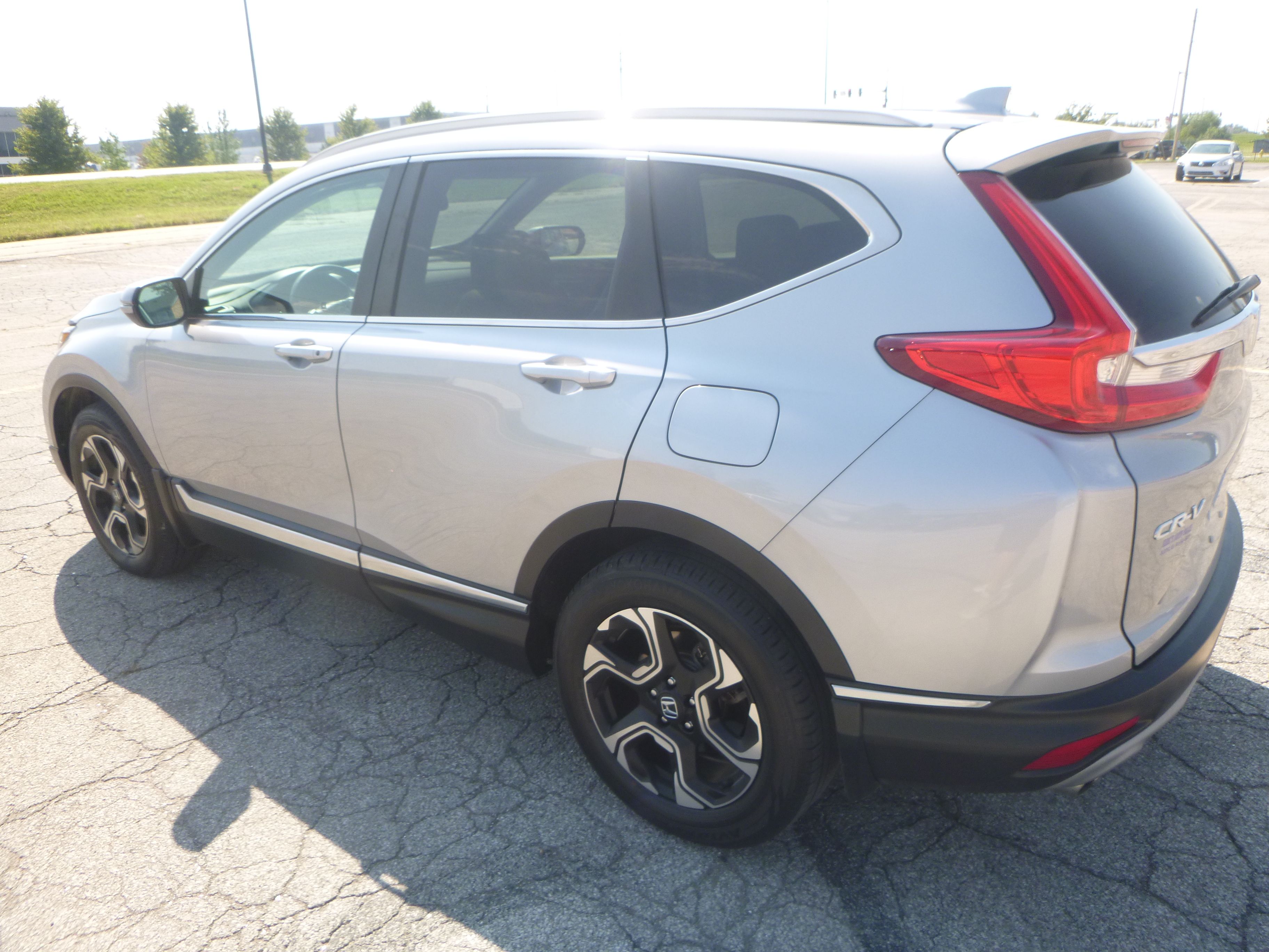 Used 2017 Honda CR-V AWD Touring image 9