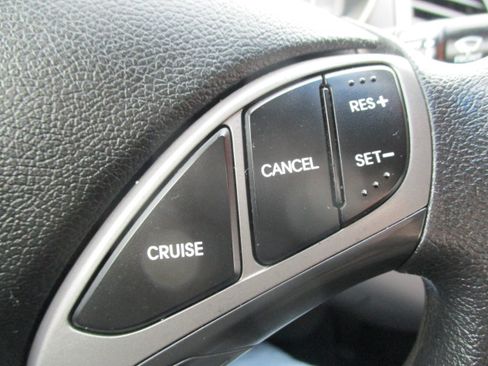 Used 2014 Hyundai Elantra SEL w/ Convenience Package FWD image 26