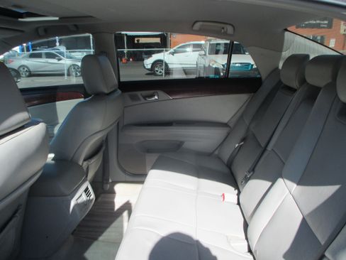 Used 2012 Toyota Avalon Limited FWD image 12