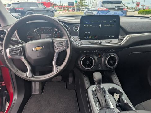 Used 2023 Chevrolet Blazer AWD LT w/ 2LT image 9