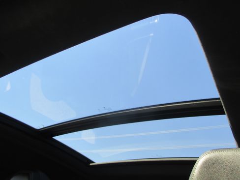 Used 2025 BMW X4 xDrive30i image 6