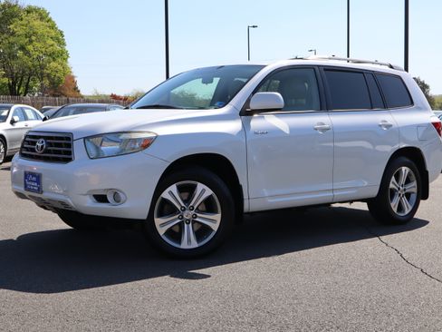 Used 2008 Toyota Highlander Sport image 2