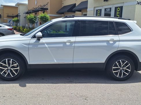 Used 2020 Volkswagen Tiguan FWD image 6