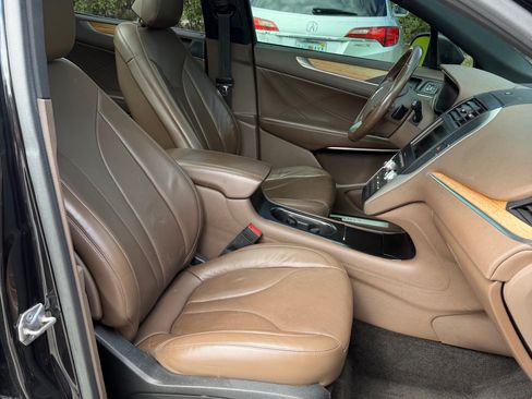 Used 2015 Lincoln MKC Reserve image 10