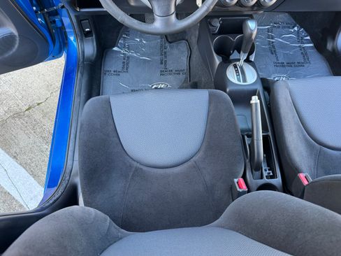 Used 2007 Honda Fit Sport image 21