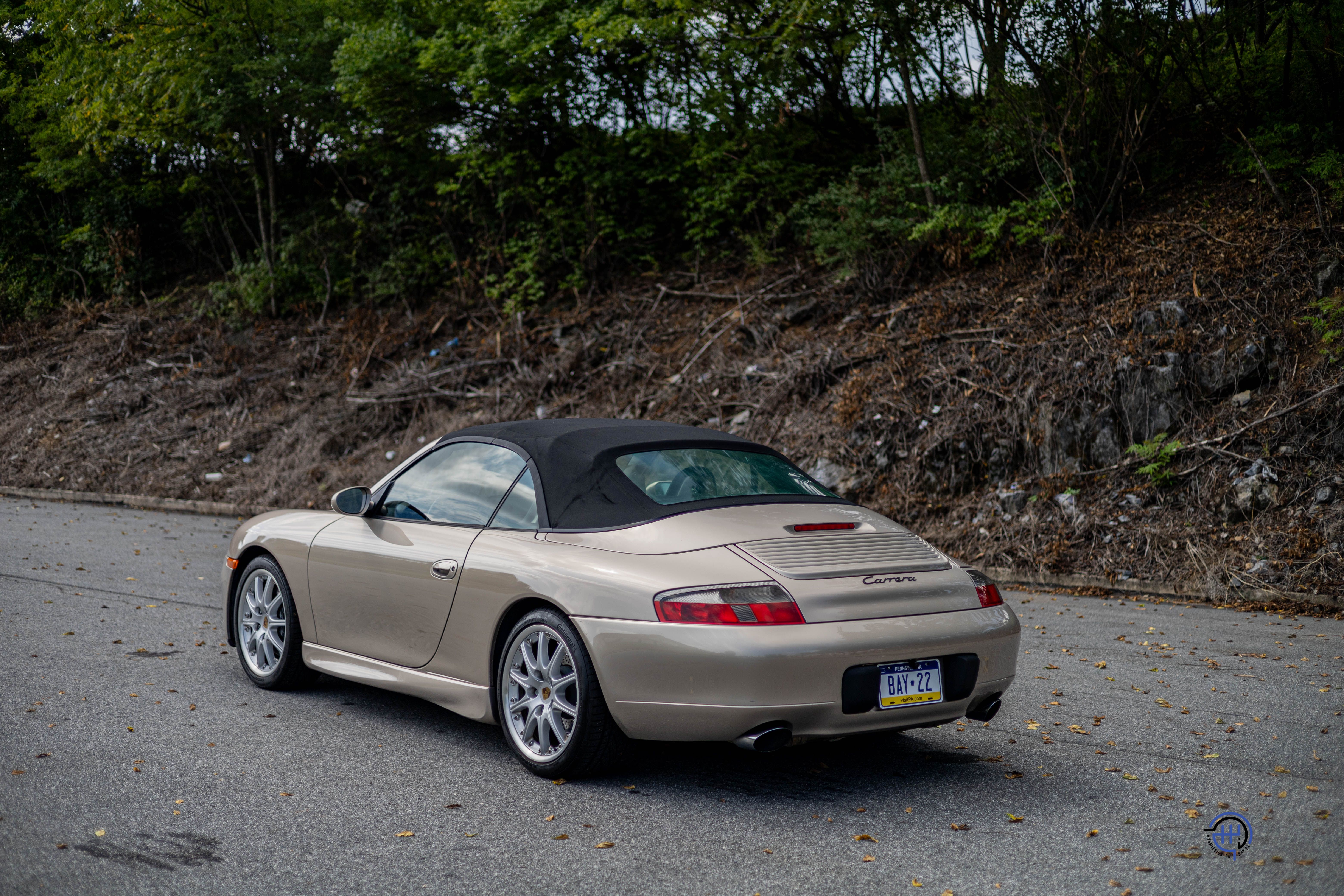 Used 2000 Porsche 911 Carrera Cabriolet RWD image 10