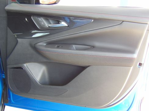 Used 2024 Chevrolet Blazer EV RS RWD image 28