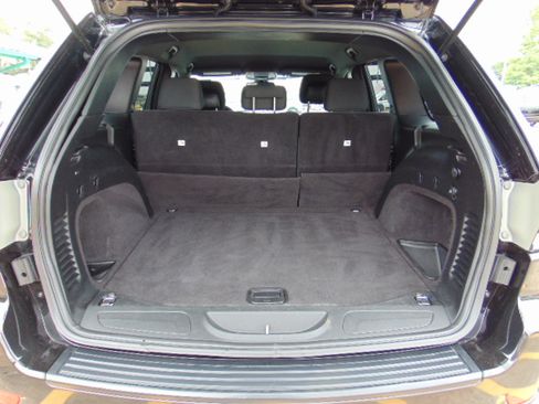 Used 2014 Jeep Grand Cherokee Laredo image 8