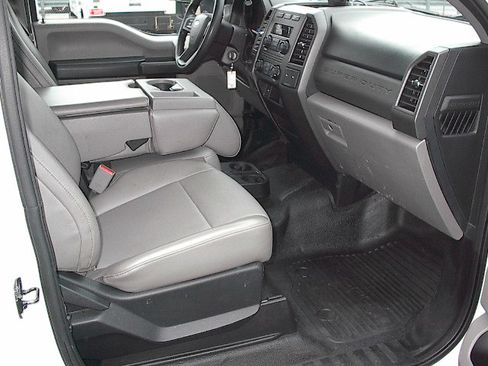 Used 2017 Ford F450 XL image 12