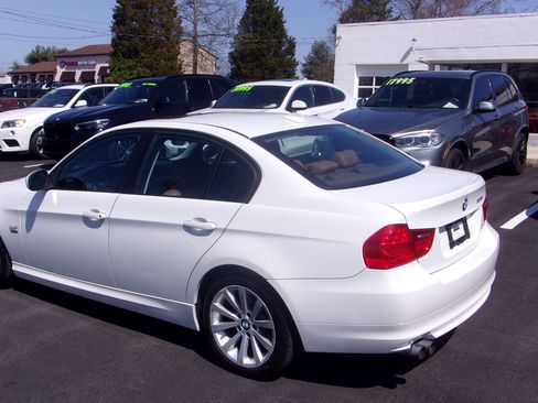 Used 2011 BMW 328i xDrive image 6