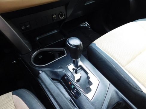 Used 2018 Toyota RAV4 XLE image 21