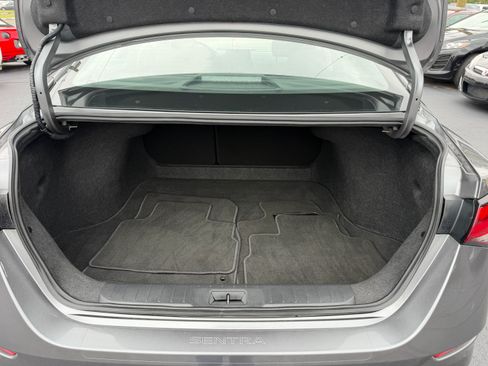 Used 2025 Nissan Sentra SV FWD image 25