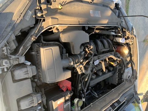 Used 2013 Ford Fusion S image 12