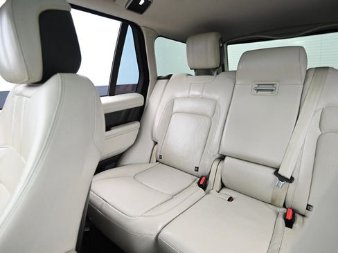 Used 2018 Land Rover Range Rover Supercharged image 38