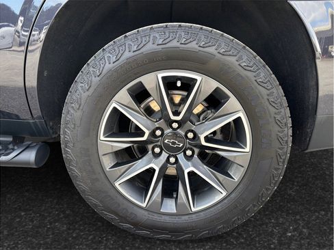 Used 2024 Chevrolet Tahoe Z71 image 15