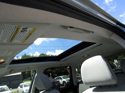 Used 2018 Subaru Forester 2.5i Premium image 18