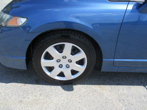 Used 2009 Honda Civic LX Sedan image 10