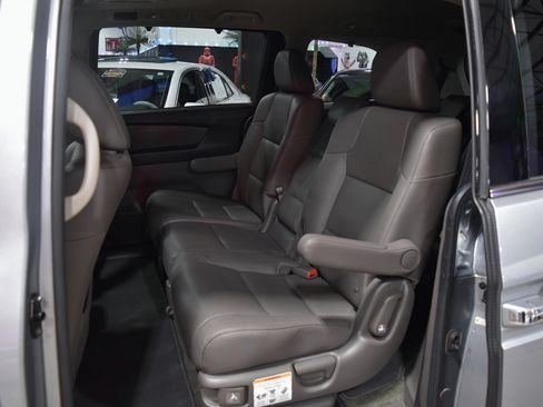 Used 2016 Honda Odyssey Touring image 20