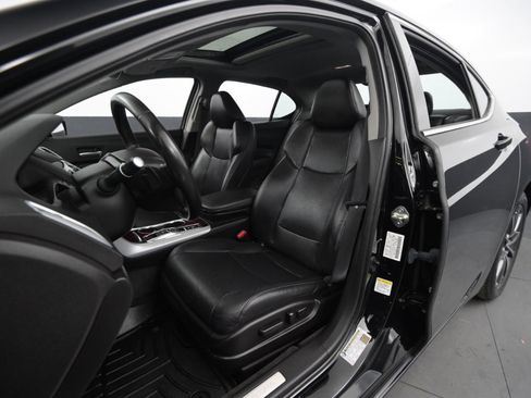 Used 2017 Acura TLX image 39