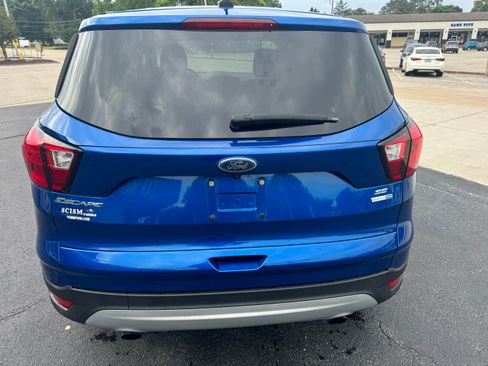 Used 2019 Ford Escape 4WD SE image 5
