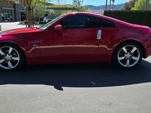 Used 2007 Nissan 350Z Touring image 13