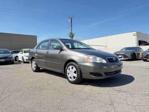 Used 2005 Toyota Corolla CE image 10