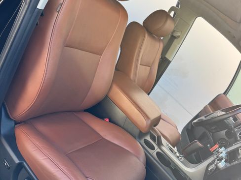 Used 2012 Toyota Sequoia Platinum image 25