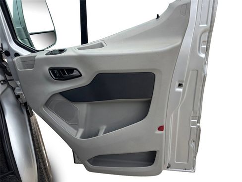 Used 2019 Ford Transit 150 image 42