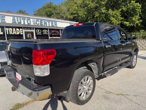 Used 2011 Toyota Tundra Platinum image 7