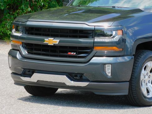 Used 2019 Chevrolet Silverado 1500 4x4 Double Cab LD LT image 13