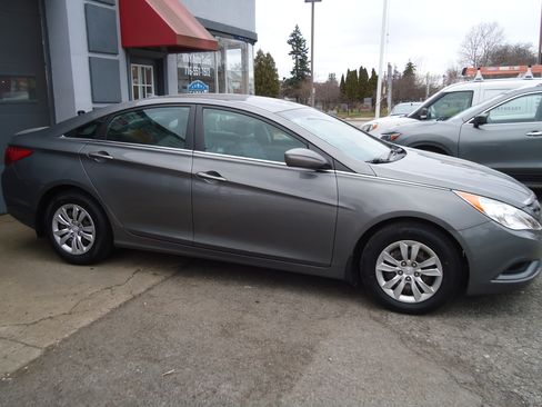 Used 2012 Hyundai Sonata GLS image 4