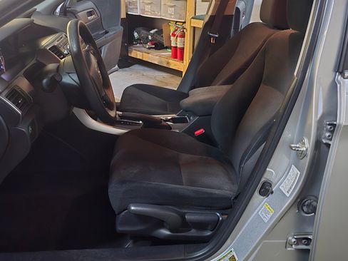 Used 2013 Honda Accord LX Special Edition image 11