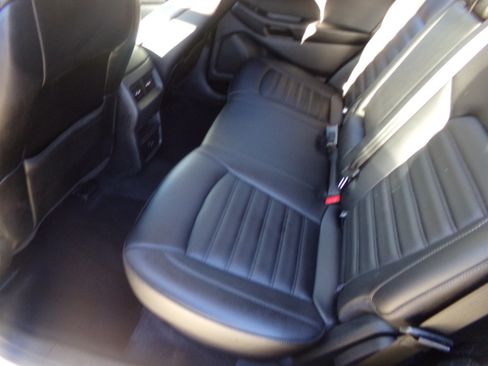 Used 2021 Ford Edge SEL image 17