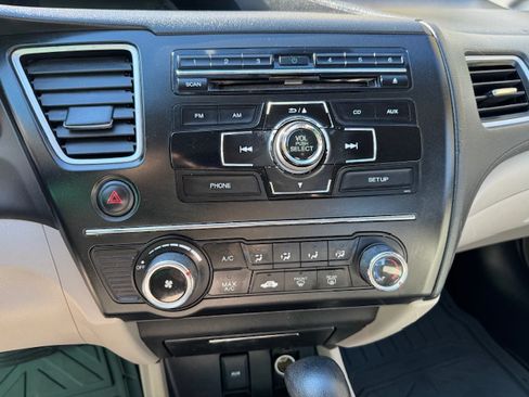 Used 2014 Honda Civic LX image 19