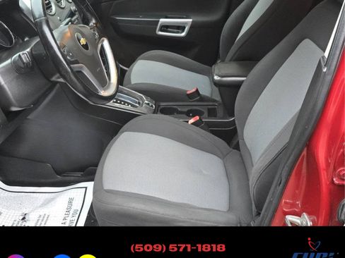 Used 2013 Chevrolet Captiva Sport LS image 18