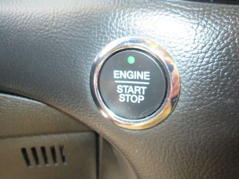 Used 2018 Ford Edge Sport image 19