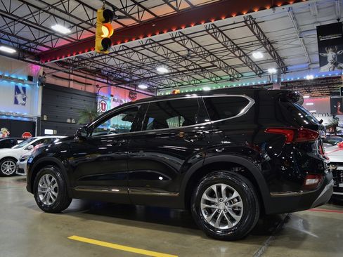 Used 2019 Hyundai Santa Fe SEL FWD image 12