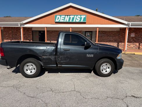 Used 2016 RAM 1500 Express image 5